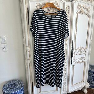 Lane Bryant black and white stripe dress knit Size 18/20